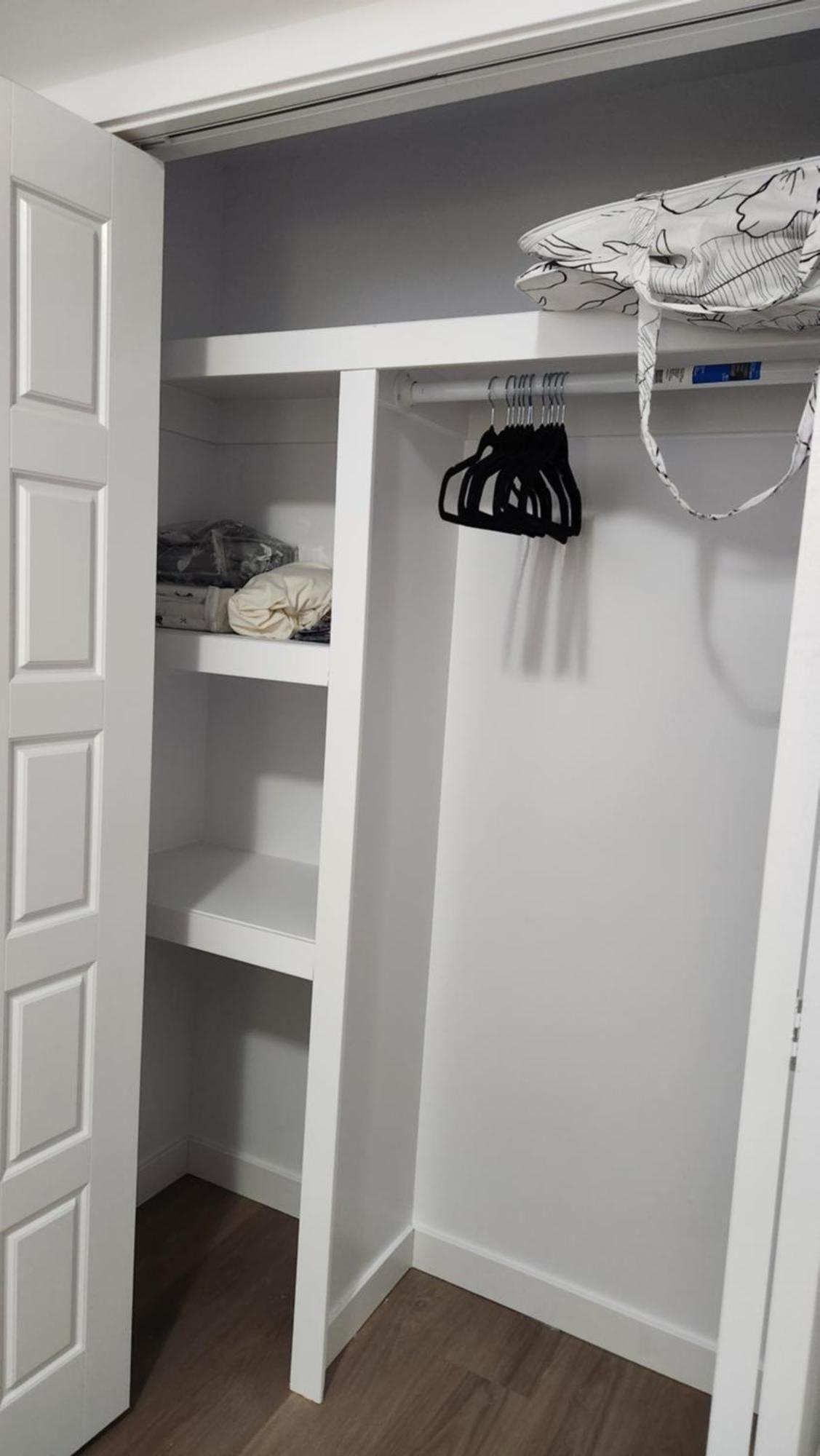 Modern 2 Bedroom Basement Suite At West Edmonton Eksteriør bilde