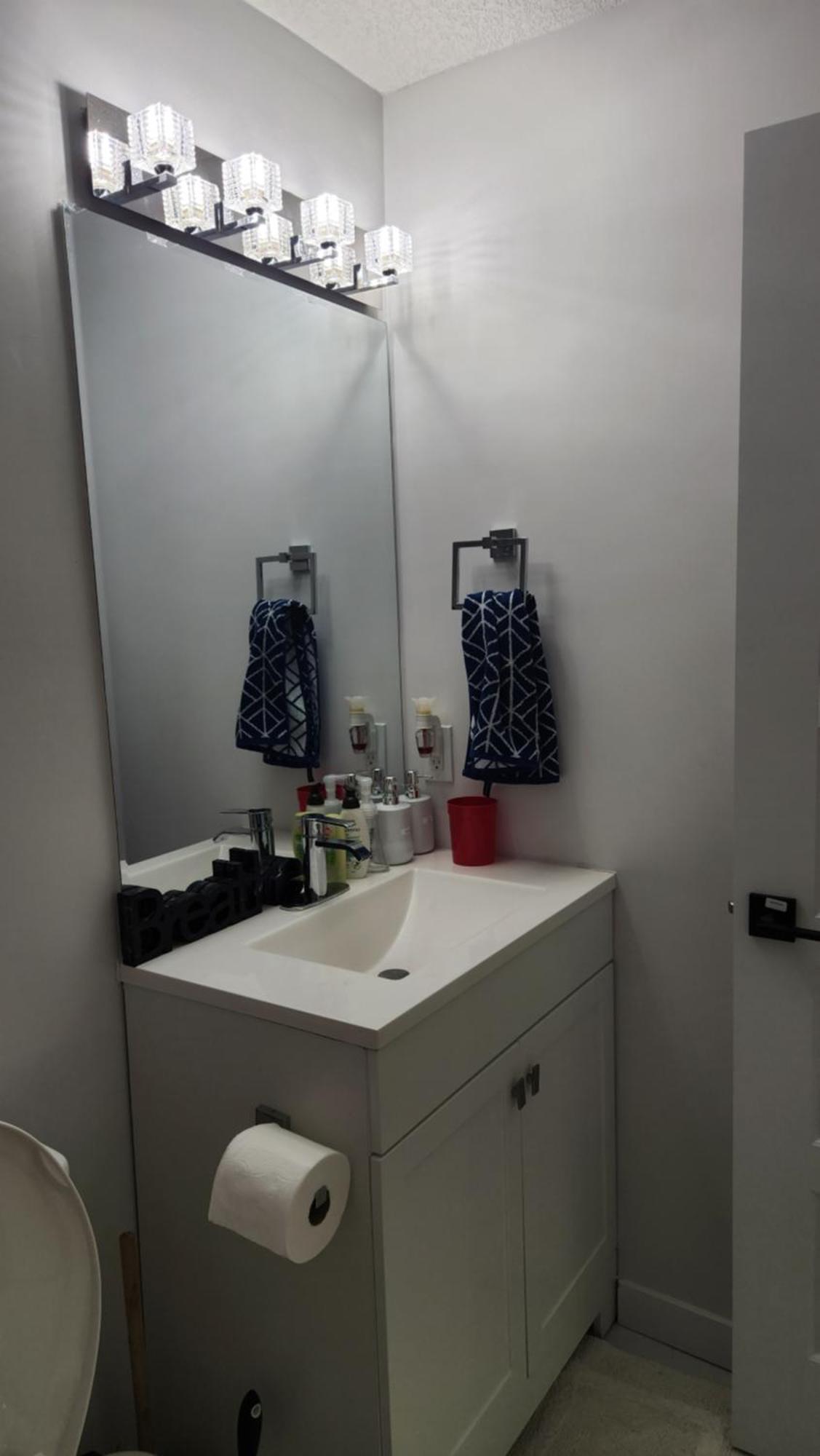 Modern 2 Bedroom Basement Suite At West Edmonton Eksteriør bilde